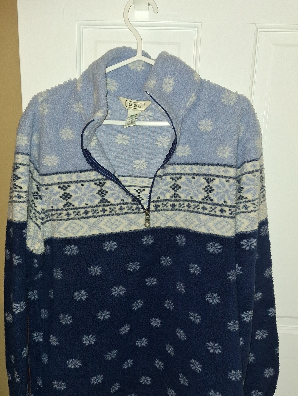 L.L. Bean Navy and Light Blue Zip-Up Fleece Sweater